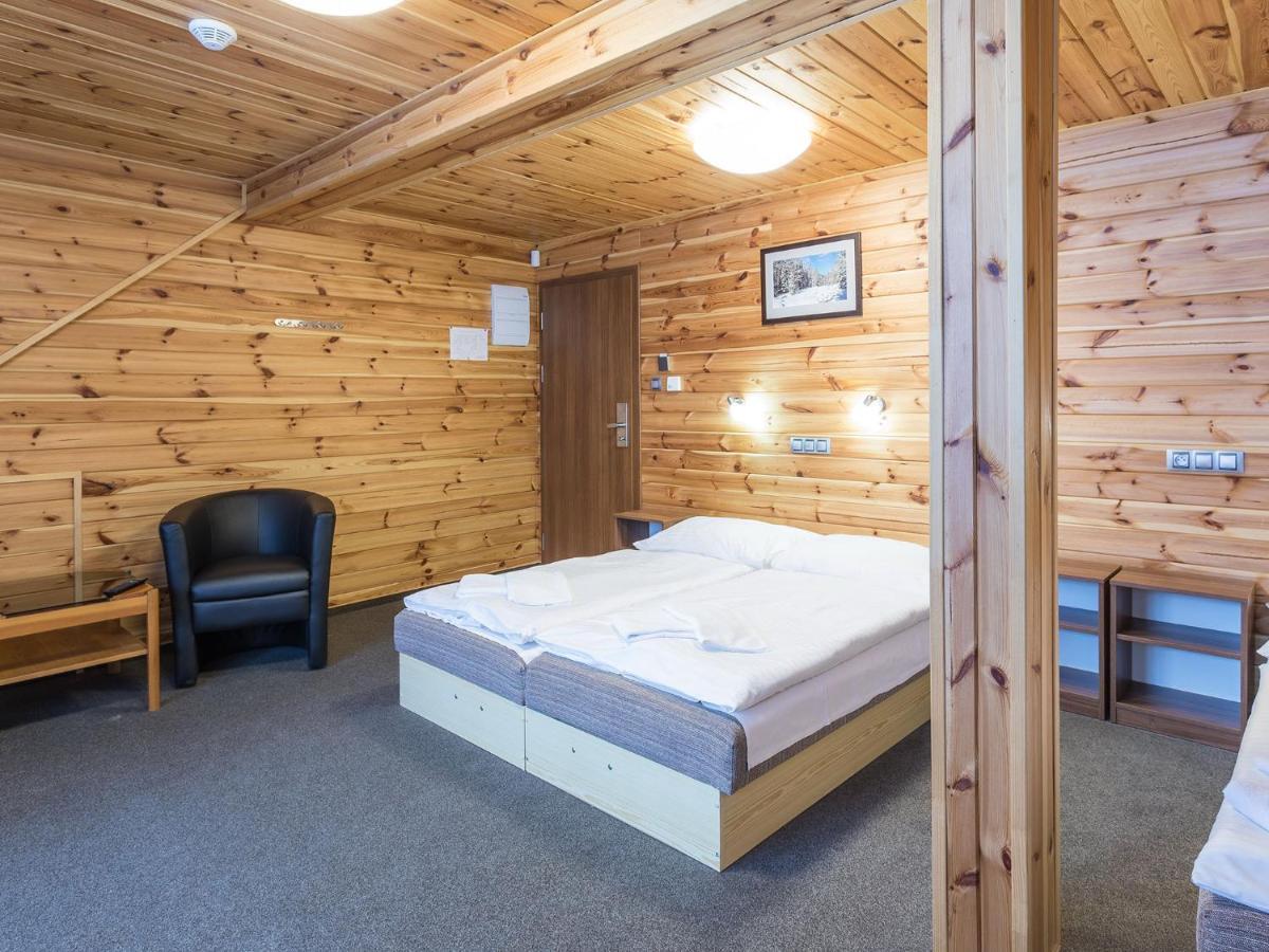 Ea Horsky Hotel Hajenka Модрава Екстер'єр фото
