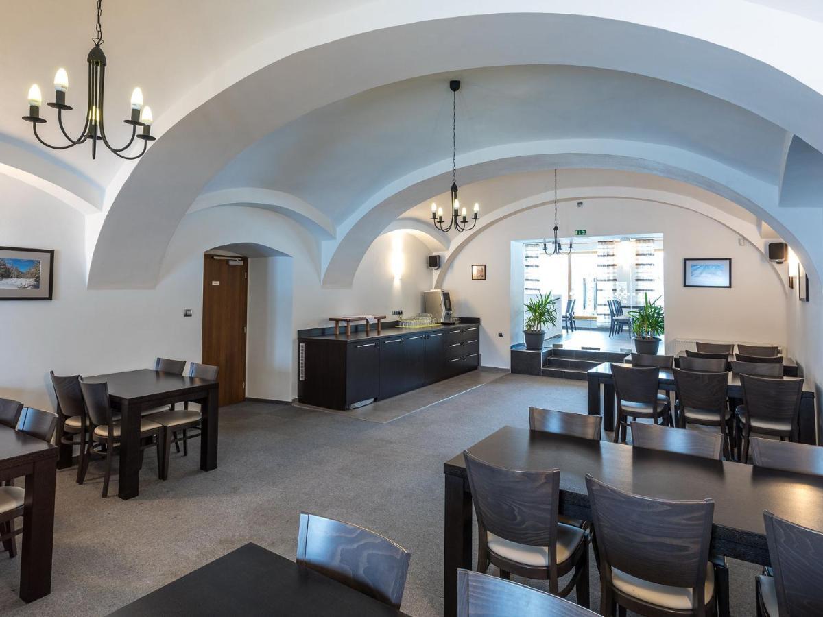 Ea Horsky Hotel Hajenka Модрава Екстер'єр фото