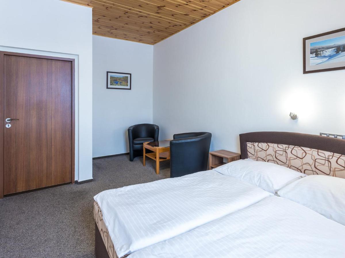 Ea Horsky Hotel Hajenka Модрава Екстер'єр фото