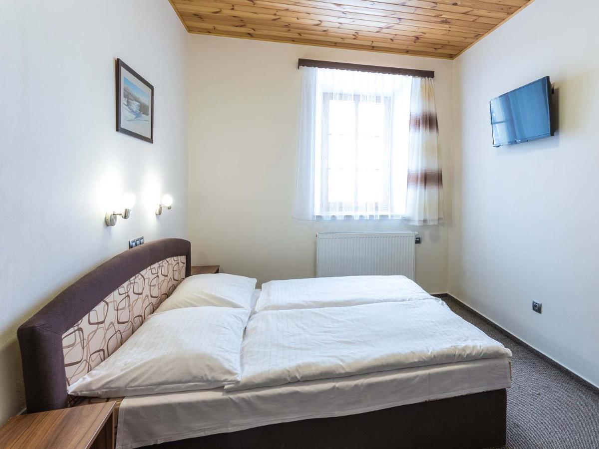 Ea Horsky Hotel Hajenka Модрава Екстер'єр фото